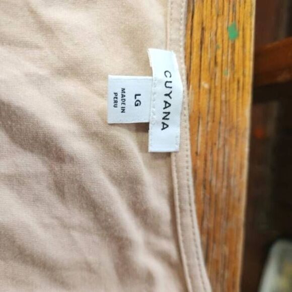 Cuyana Gatherd Front Tee Dress in tan sz Large - Picture 3 of 5